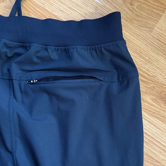 Lululemon Navy Joggers - Men’s size S - Picture 7 of 11